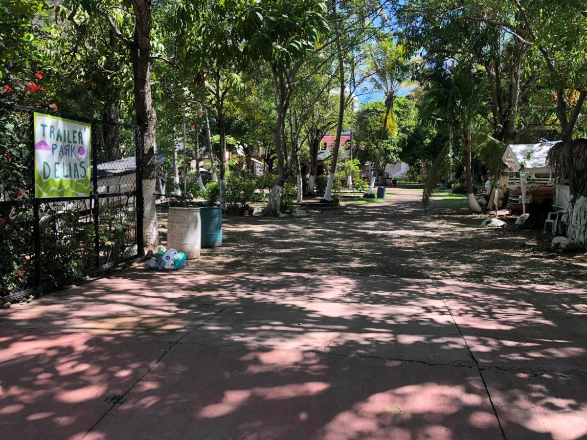 Delias Trailer Park Hotel Rincon de Guayabitos Exterior foto